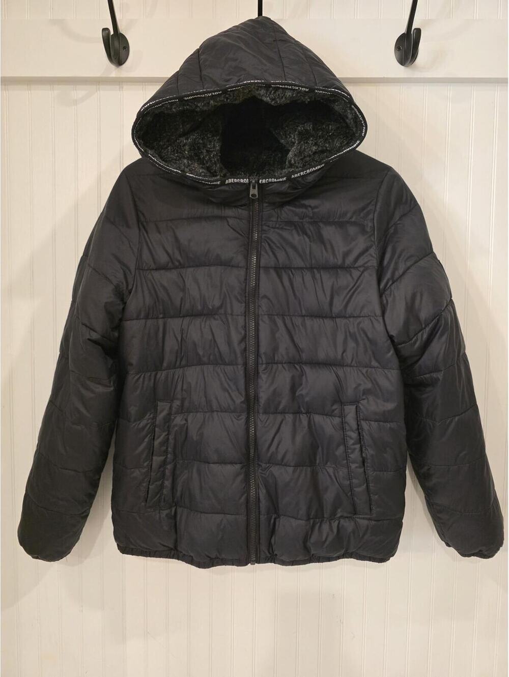 Abercrombie Kids Black Puffer Jacket – Size 15/16